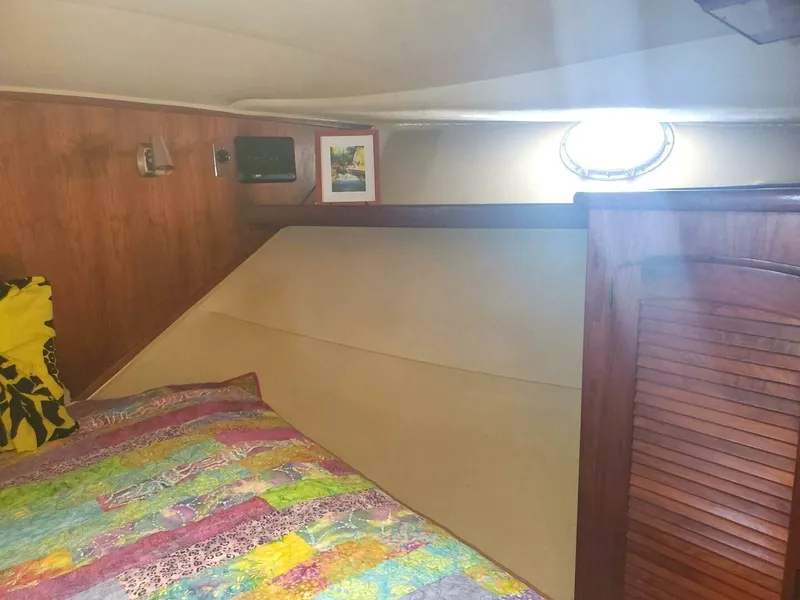 Slide: The Image of Californian 5239 Cockpit Motor Yacht 1985 - 43
