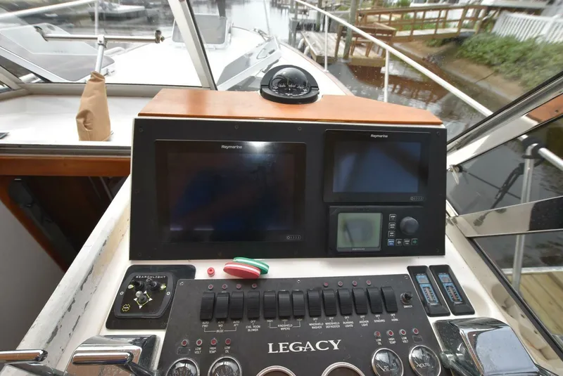 Slide: The Image of Legacy 34 Express 1999 - 10
