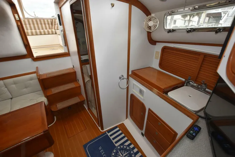 Slide: The Image of Legacy 34 Express 1999 - 19