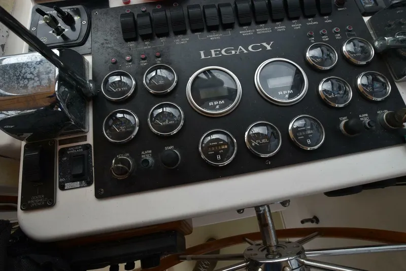 Slide: The Image of Legacy 34 Express 1999 - 8