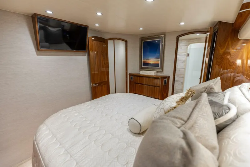 Slide: The Image of Viking 62 Convertible 2018 - 13