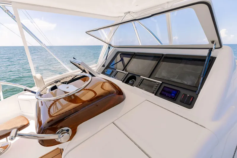 Slide: The Image of Viking 62 Convertible 2018 - 31