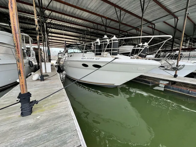Slide: The Image of Sea Ray 380 Sundancer 2002 - 4