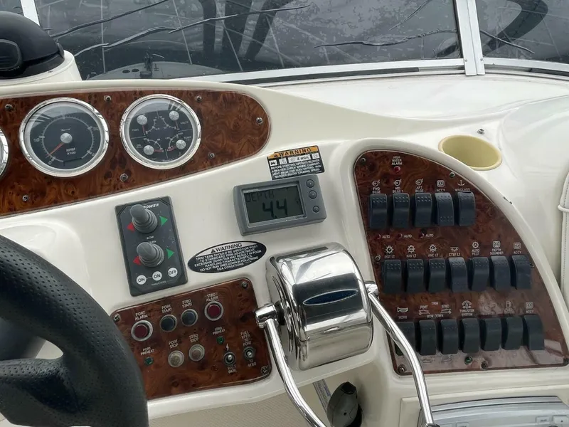 Slide: The Image of Meridian 459 Motoryacht 2004 - 28