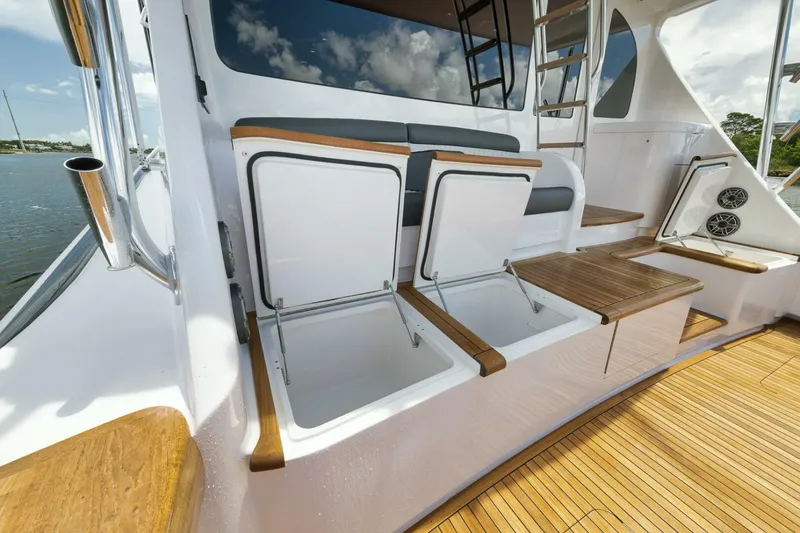 Slide: The Image of Viking Convertible 2024 - 23