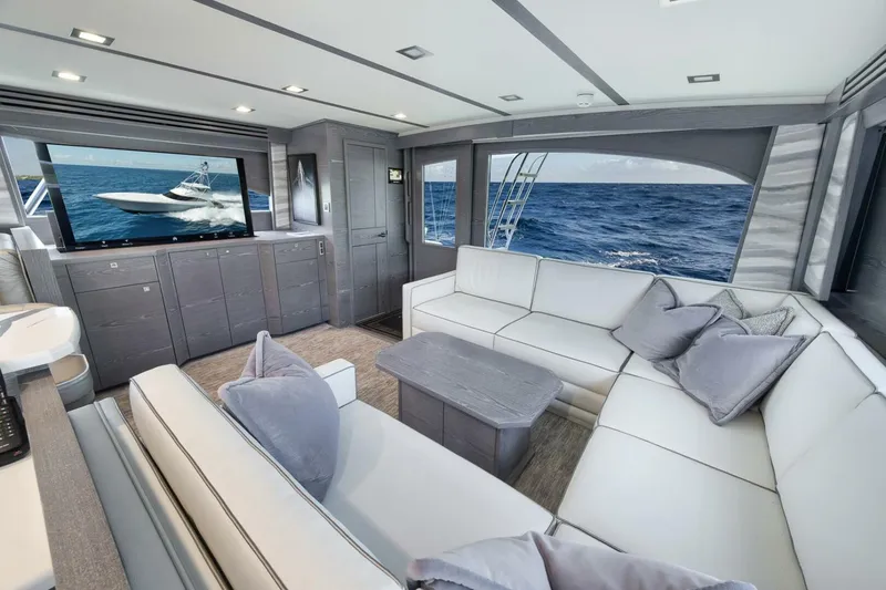 Slide: The Image of Viking Convertible 2024 - 37