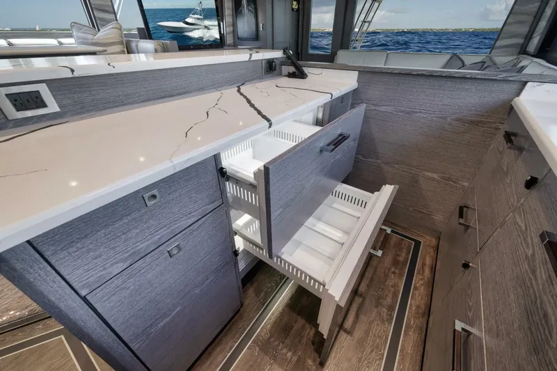 Slide: The Image of Viking Convertible 2024 - 43