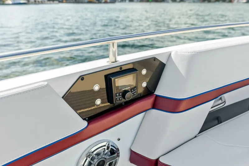 Slide: The Image of Formula 430 Super Sport Crossover 2022 - 37