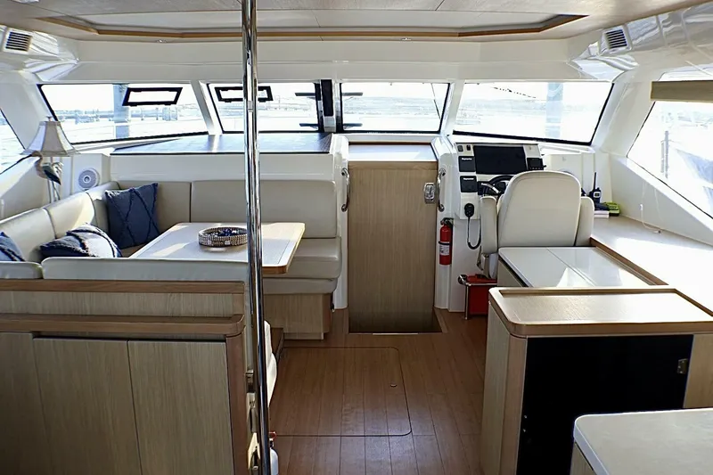 Slide: The Image of Aquila 44 Yacht 2018 - 4