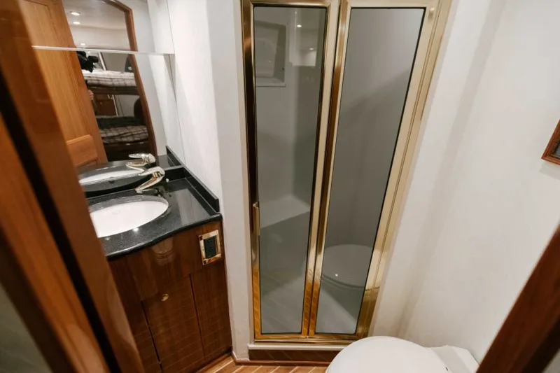 Slide: The Image of Viking 74 Enclosed Bridge 2006 - 35