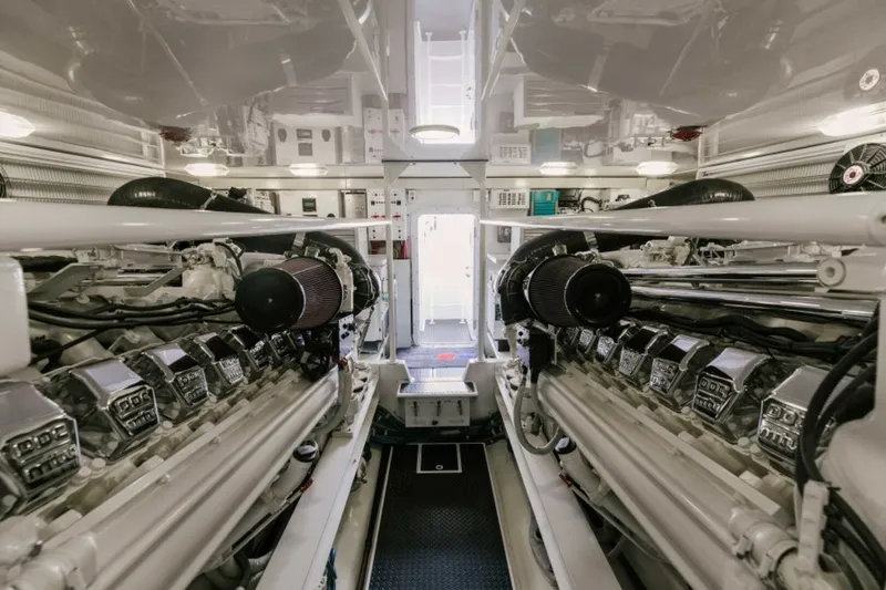 Slide: The Image of Viking 74 Enclosed Bridge 2006 - 59