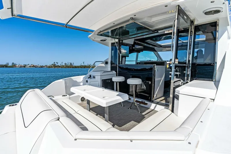 Slide: The Image of Cruisers 45 Cantius 2019 - 14