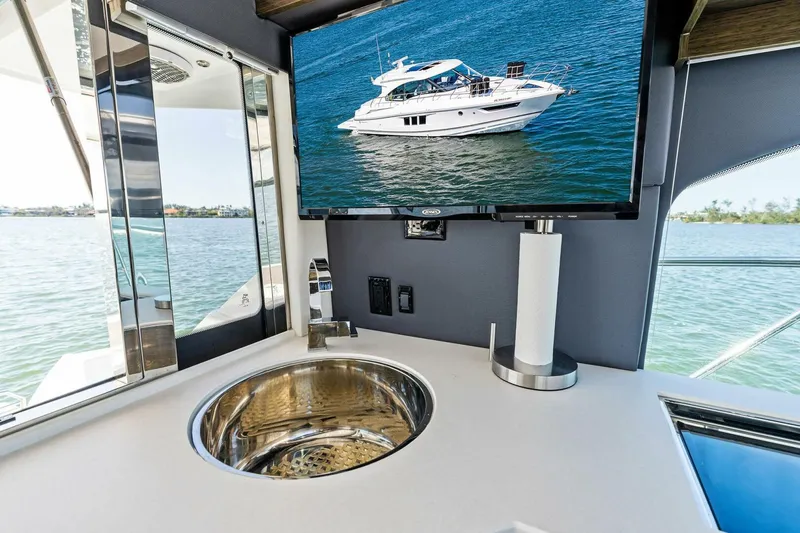 Slide: The Image of Cruisers 45 Cantius 2019 - 33