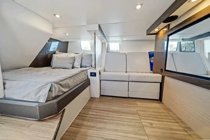 Slide: The Image of Cruisers 45 Cantius 2019 - 47