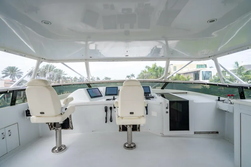 Slide: The Image of Hatteras 100 Motor Yacht 2001 - 73