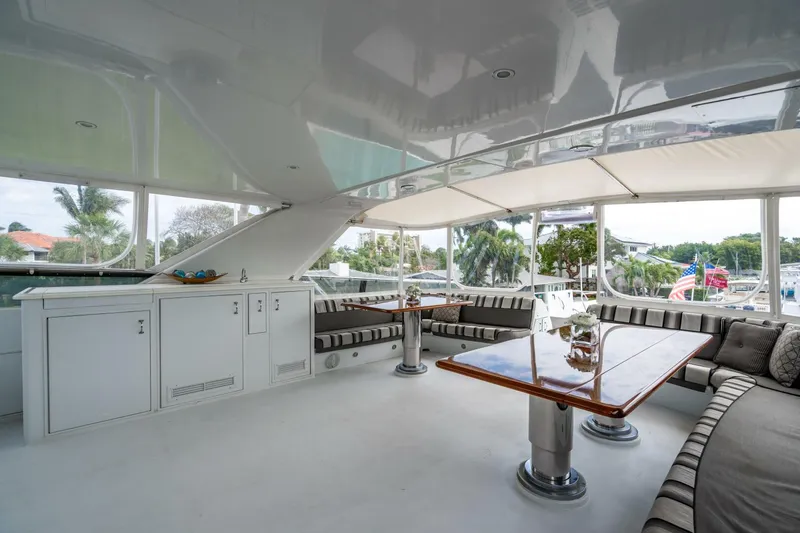 Slide: The Image of Hatteras 100 Motor Yacht 2001 - 81