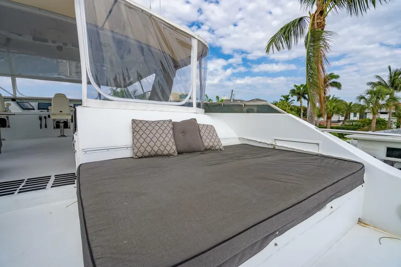 Slide: The Image of Hatteras 100 Motor Yacht 2001 - 89