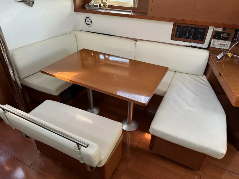 Slide: The Image of Beneteau Oceanis 45 2015 - 15