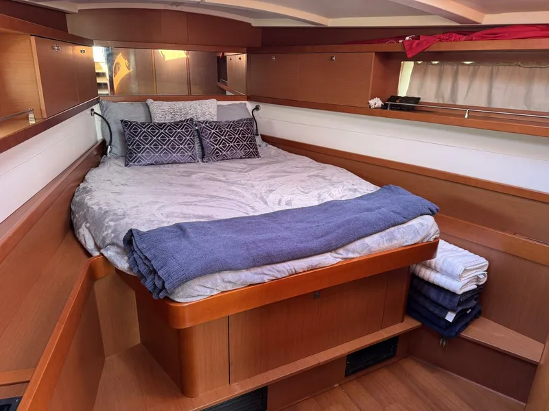 Slide: The Image of Beneteau Oceanis 45 2015 - 18