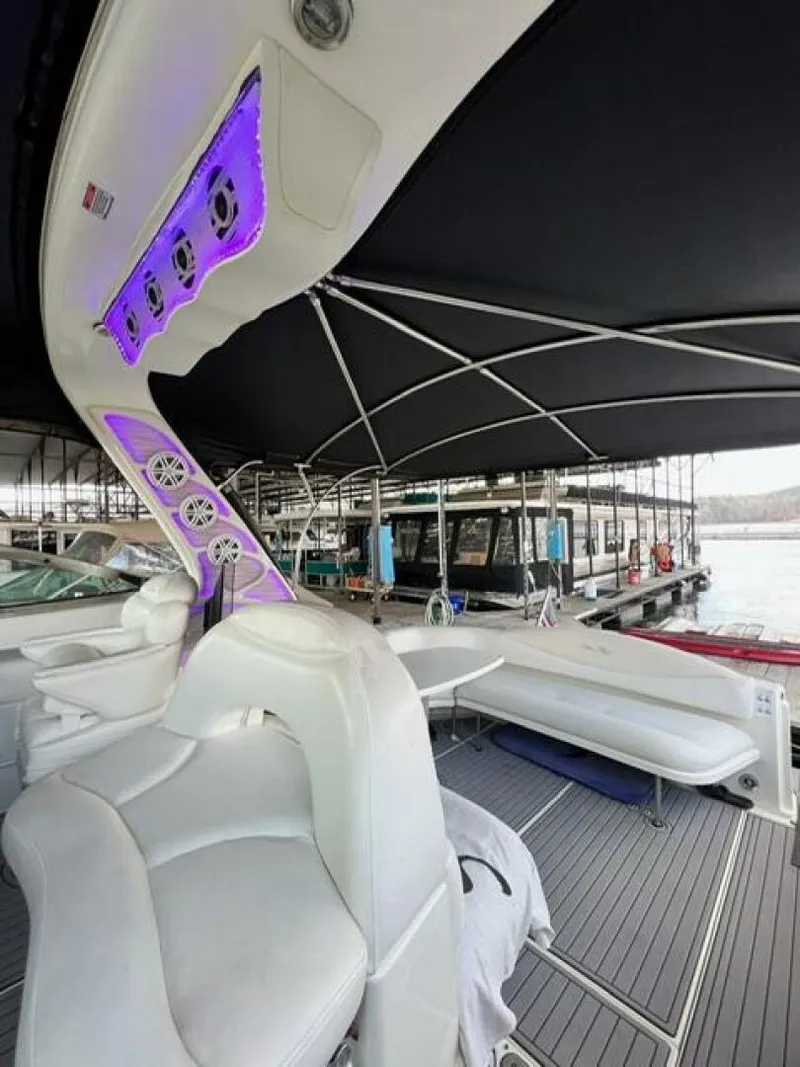 Slide: The Image of Sea Ray 380 Sundancer 2003 - 11
