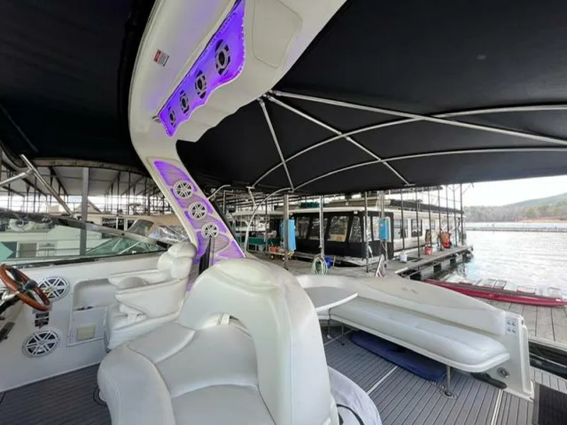 Slide: The Image of Sea Ray 380 Sundancer 2003 - 14