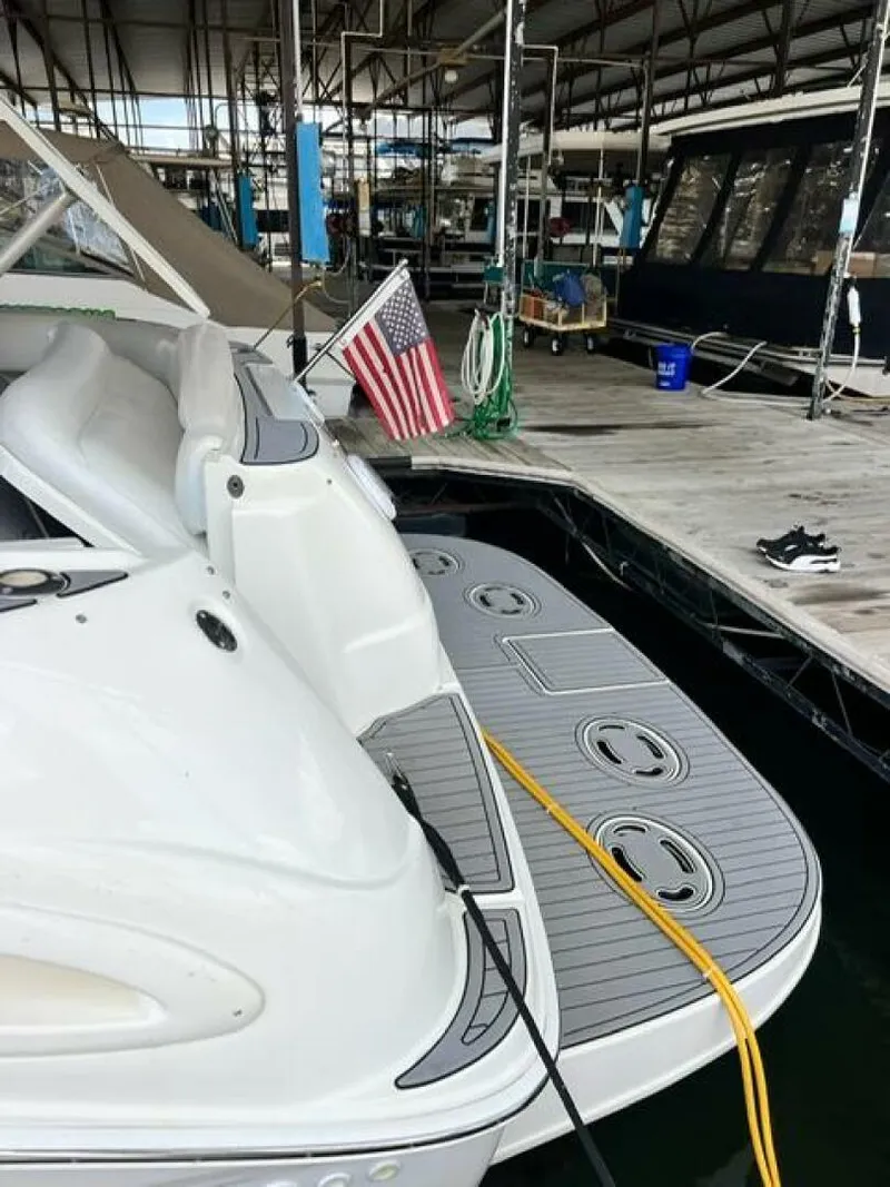 Slide: The Image of Sea Ray 380 Sundancer 2003 - 3