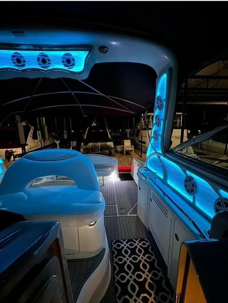 Slide: The Image of Sea Ray 380 Sundancer 2003 - 7