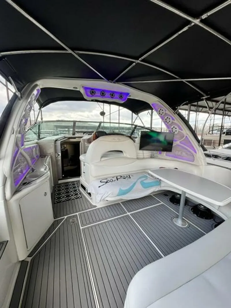 Slide: The Image of Sea Ray 380 Sundancer 2003 - 9