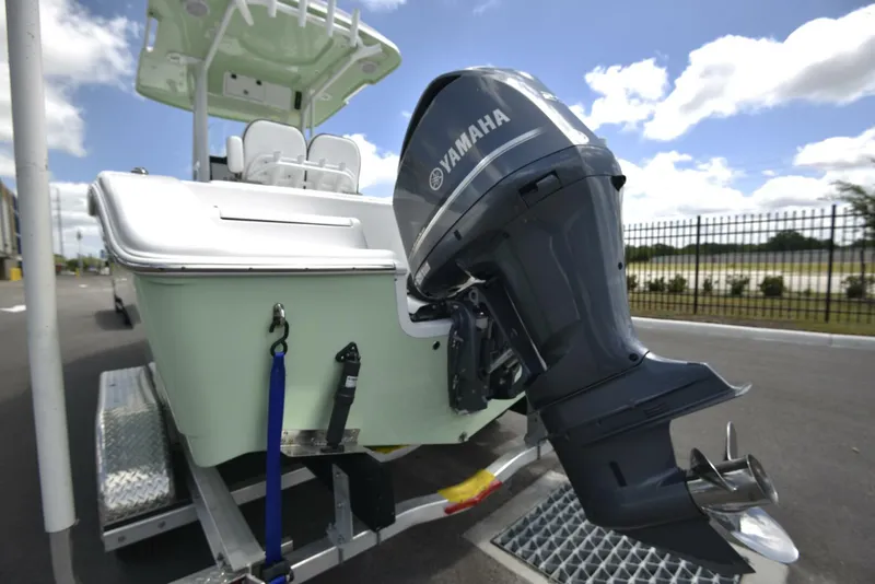 Slide: The Image of Sea Pro 239 Deep V DLX 2023 - 3