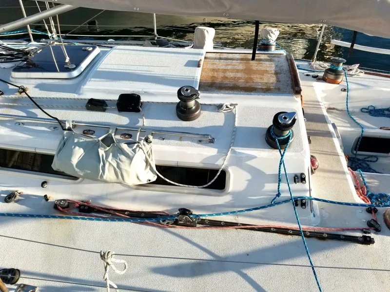 Slide: The Image of J Boats Masthead Sloop 1989 - 5