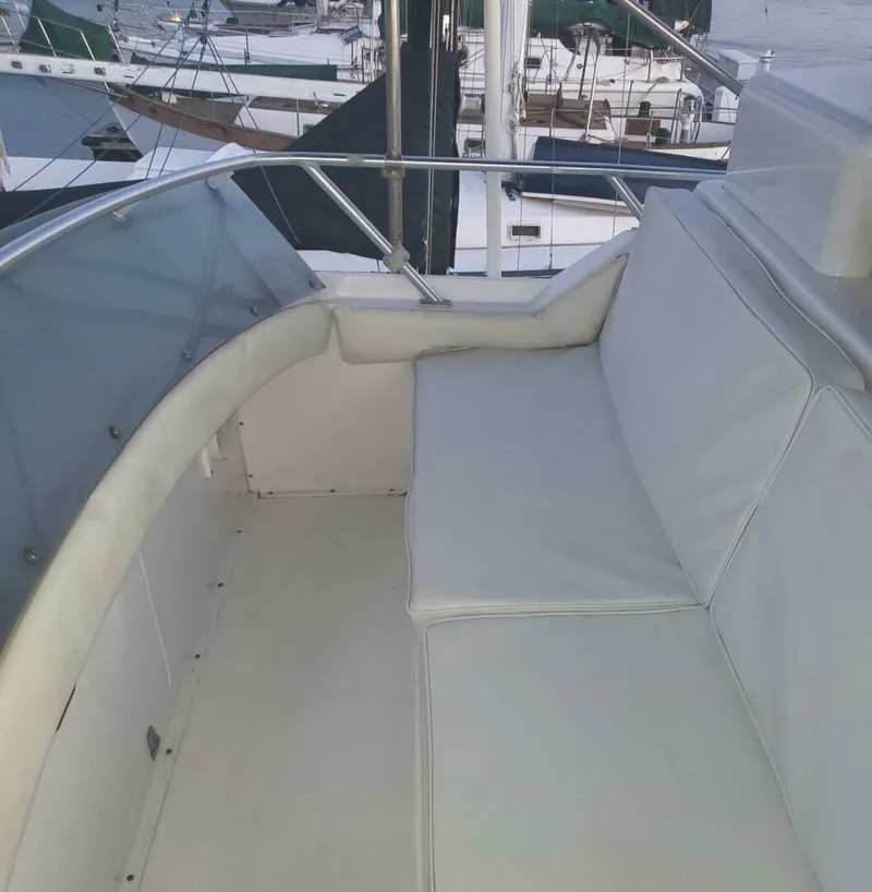 Slide: The Image of Bertram 37 Convertible 1988 - 16
