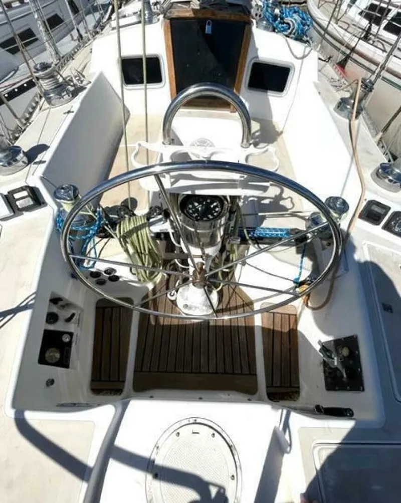 Slide: The Image of J Boats Masthead Sloop 1986 - 12