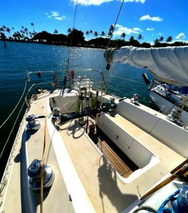 Slide: The Image of J Boats Masthead Sloop 1986 - 13