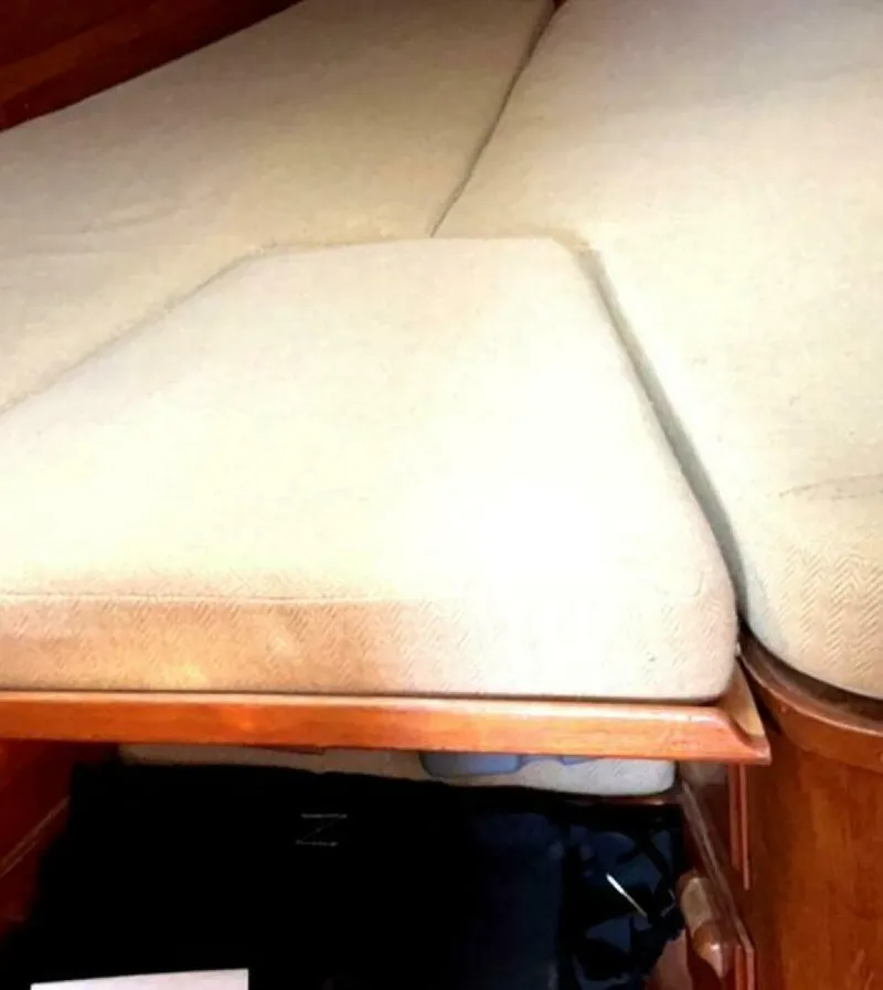 Slide: The Image of J Boats Masthead Sloop 1986 - 6