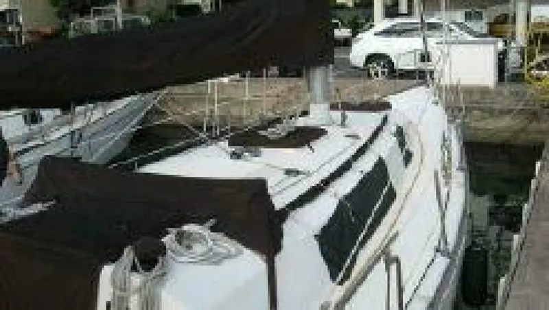 Slide: The Image of Newport C and C Sloop 1981 - 3