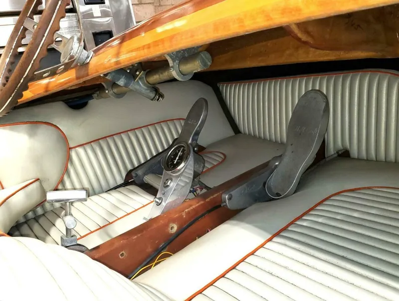 Slide: The Image of Custom Drag Boat 1980 - 6