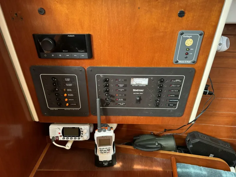 Slide: The Image of Beneteau Oceanis 321 1996 - 18