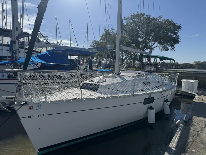 Slide: The Image of Beneteau Oceanis 321 1996 - 2