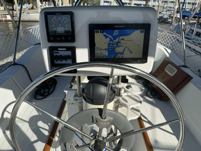Slide: The Image of Beneteau Oceanis 321 1996 - 7
