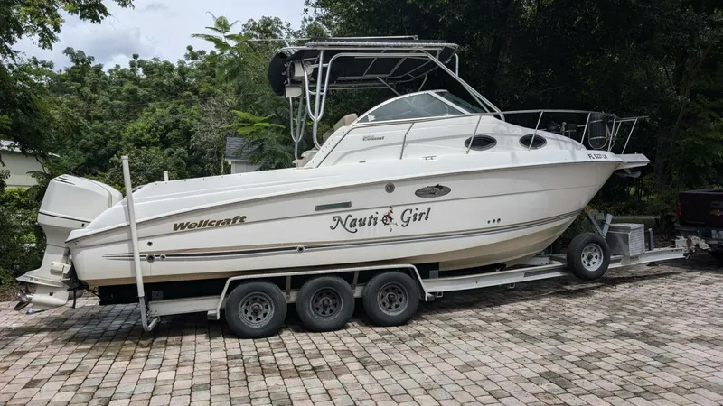 Slide: The Image of Wellcraft 270 Coastal 2001 - 2