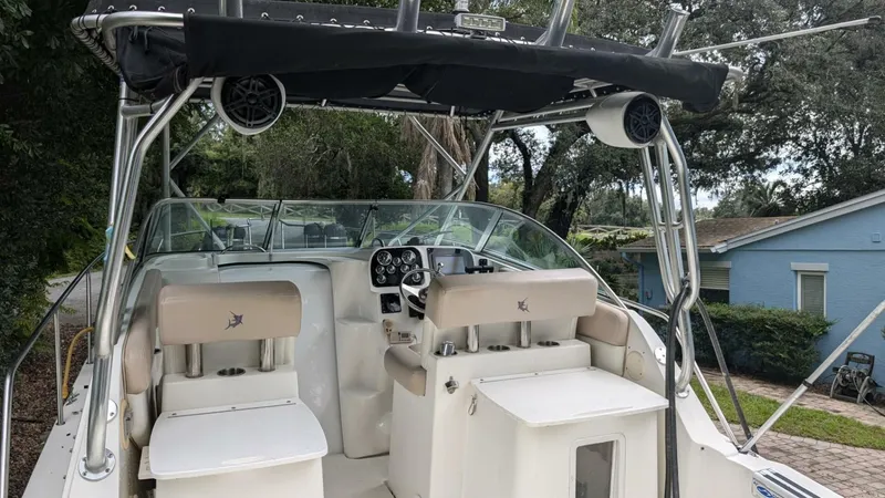 Slide: The Image of Wellcraft 270 Coastal 2001 - 4