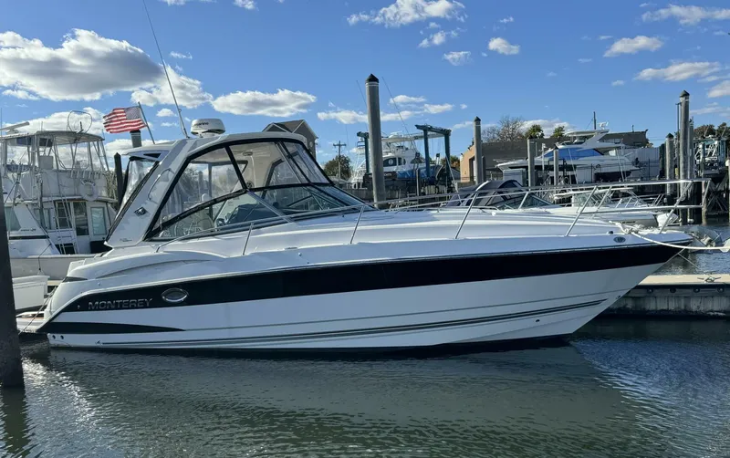 The Image of Monterey 335 SY 2018 - 0