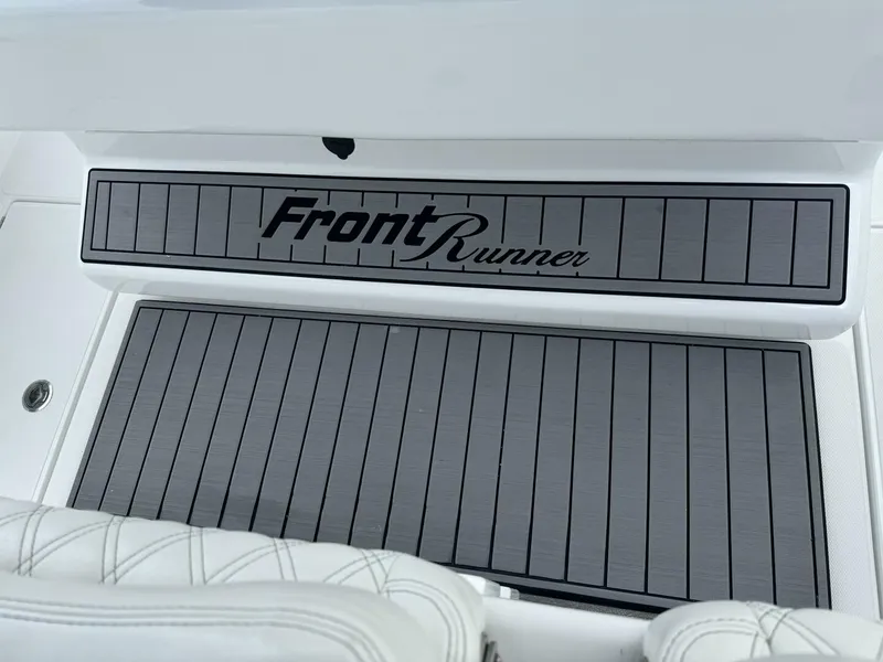 Slide: The Image of Front Runner 2023 - 43