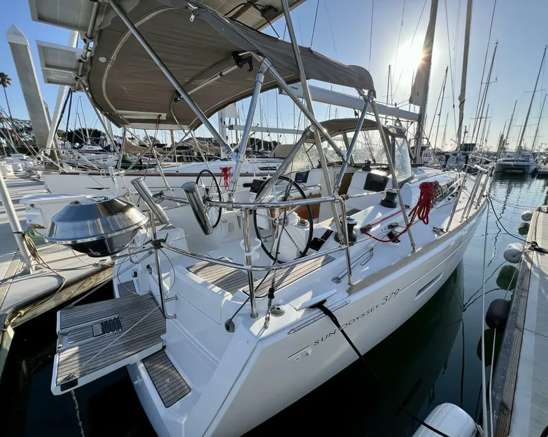 Slide: The Image of Jeanneau 379 2013 - 6