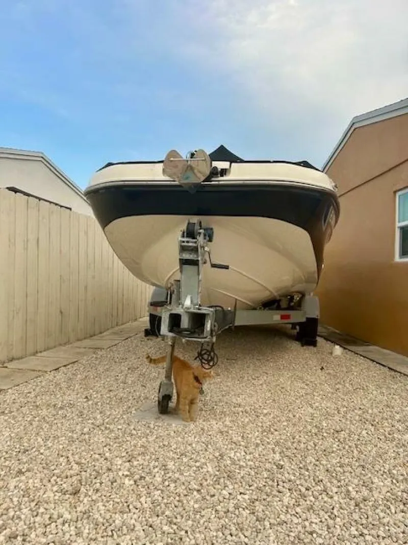 Slide: The Image of Bayliner DX2000 2022 - 8