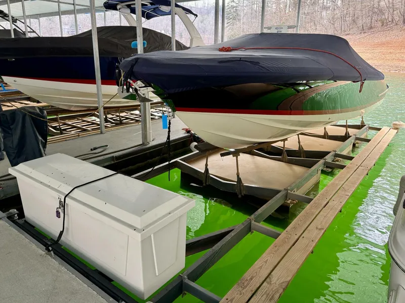 Slide: The Image of Chris-Craft Launch 27 Heritage Trim Edition - Surf 2018 - 117