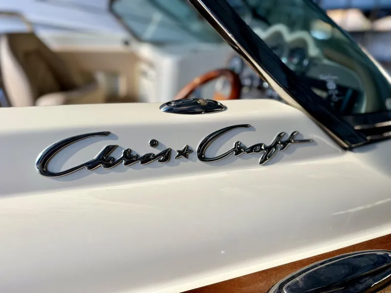 Slide: The Image of Chris-Craft Launch 27 Heritage Trim Edition - Surf 2018 - 120