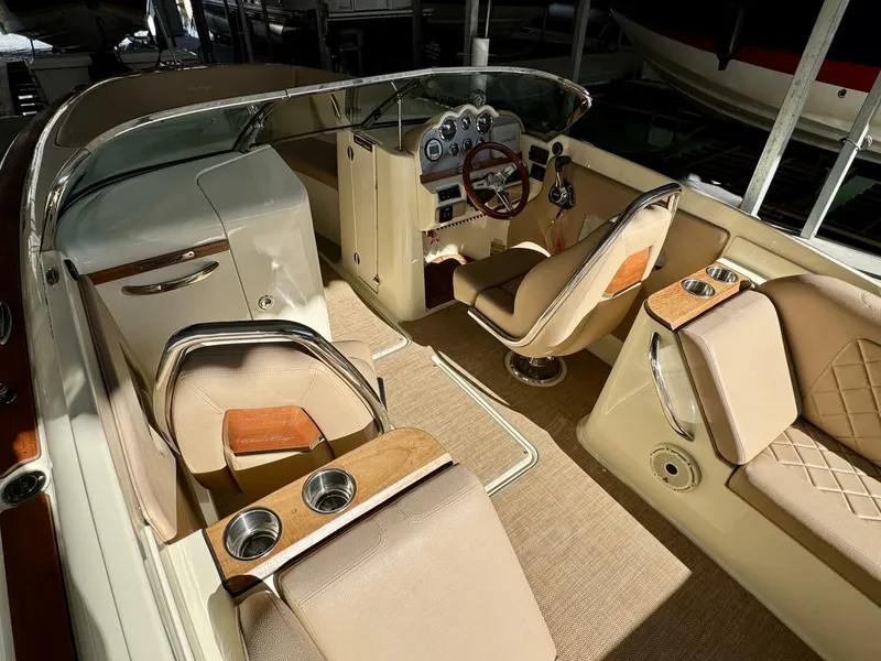 Slide: The Image of Chris-Craft Launch 27 Heritage Trim Edition - Surf 2018 - 19