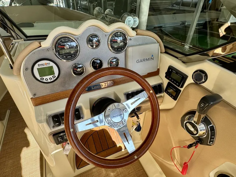 Slide: The Image of Chris-Craft Launch 27 Heritage Trim Edition - Surf 2018 - 23