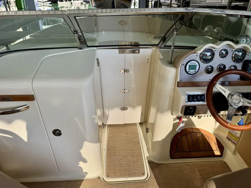 Slide: The Image of Chris-Craft Launch 27 Heritage Trim Edition - Surf 2018 - 40